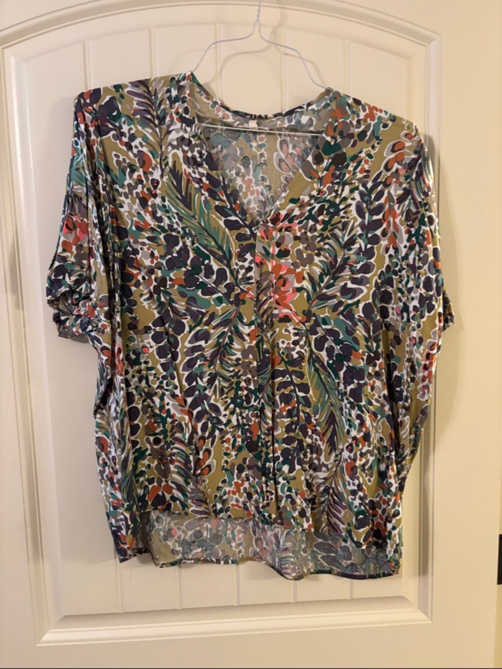 JODIFL Olive Multi Botanical Print V-Neck Blouse